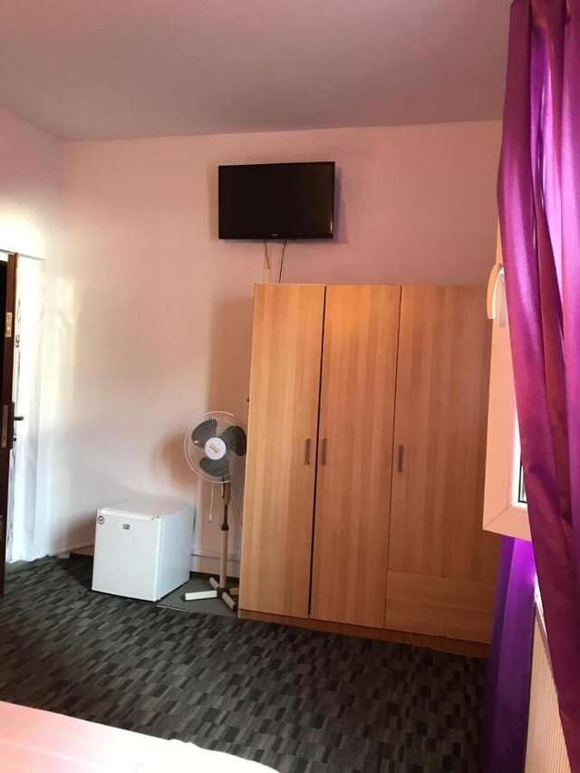 Гостевой дом Casa Laura Бухарест-18